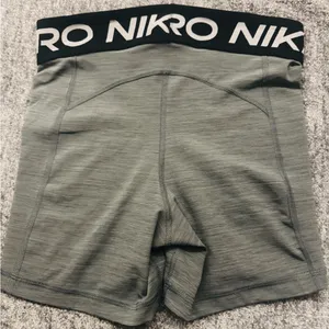 Nike Pro Dri-FIT Gray Shorts thumbnail 2