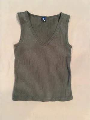 Old Navy Ribbed Tank thumbnail 2