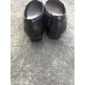 Clarks Women's Black Patent Leather Slip-On Loafers 6 Wide thumbnail 5