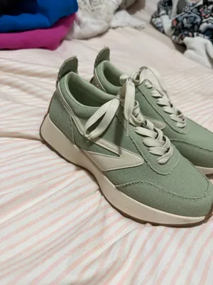 DV by Dolce Vita Sneakers Platform thumbnail 2