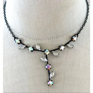 Black Metal Aurora Borealis Y-Necklace thumbnail 1
