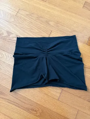 Skims Cotton Twist Shorts in Onyx thumbnail 2