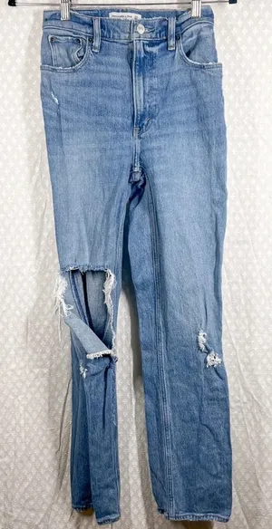 Abercrombie & Fitch‎ The 90s Straight Ultra High Rise Distressed Jeans thumbnail 1