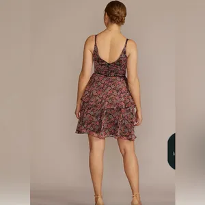 DB Studio Floral V-Neck Sleeveless Dress thumbnail 2