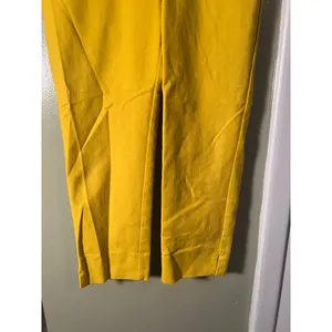 Loft Women's Sz 4 Petite Marisa Fit Cropped Riviera Pant Mustard Yellow Mid-Rise thumbnail 4