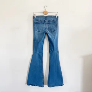 Free People We The Free Penny Pull-On Flare Jeans Size 27 thumbnail 5