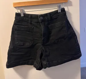 Madewell black sailor shorts curvy thumbnail 1