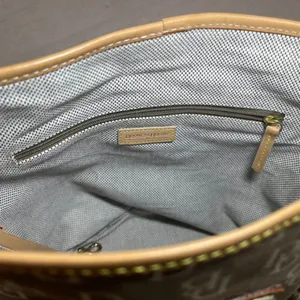 Dooney & Bourke | Vintage Tan and Gray Signature Classic Bucket Bag thumbnail 9