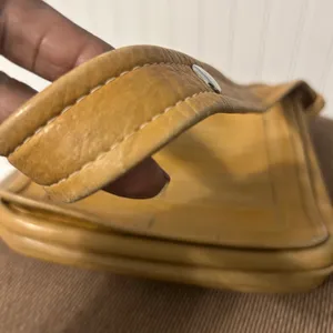 Vintage Tan Genuine Leather Shoulder Bag thumbnail 4