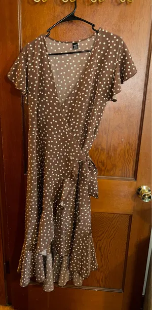 Shein Wrap Dress With Flutter Sleeves thumbnail 1