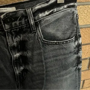 SLVRLAKE Beatnik Ultra High Rise Slim Rigid 90’s Mom Jean in Moonlight Size 27 thumbnail 10