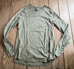 Nike LeBron James John Elliott Long Sleeve T-Shirt Sage Green M thumbnail 1