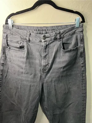 American Eagle Curvy Mom Washed Black High Rise Denim Jeans thumbnail 3