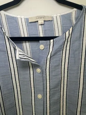 100% Cotton Loft Button Front Top Size L Blue White Striped Short Puff Sleeve Bl thumbnail 2