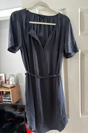 Dress thumbnail 1