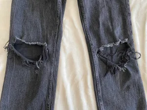 Abercrombie Ankle Straight Ultra High Rise Black Jeans thumbnail 7