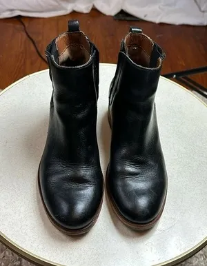 Kirk-Ease Mindo Stacked Heel 7M Black Leather Pull-on Ankle Boots Booties thumbnail 1
