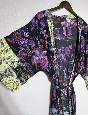 Anna & Ava Long Floral Print Kimono NEW One Size Purple Artsy Lounge thumbnail 1