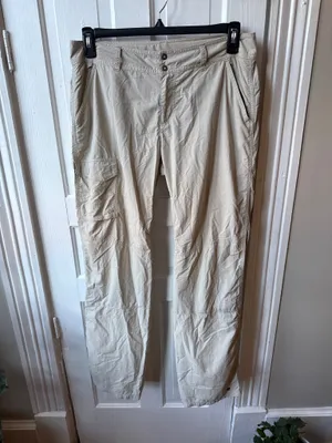 Columbia Women’s Pants Light Tan Omni-Shade Sun Protection Cargo 12 thumbnail 1