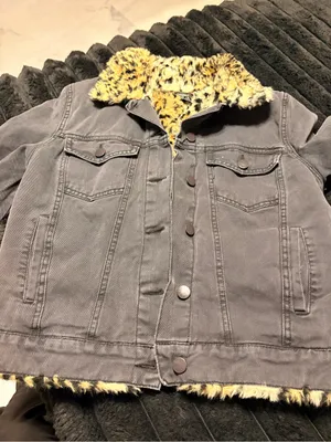 Forever 21 Gray Denim Jacket with Yellow Leopard Faux Fur Lining thumbnail 1