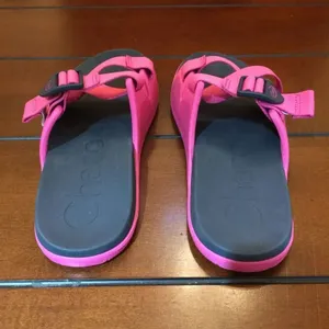 Chaco Women's Chillos Slide Sandals fuschia size 7 thumbnail 5