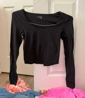 Aerie Top thumbnail 1