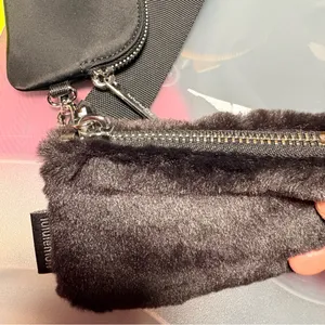 lululemon Dual Pouch Wristlet Plush Fleece in Black. NWT Authentic. thumbnail 4