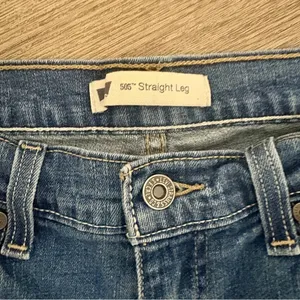 Levi’s 505 Straight Leg Jeans thumbnail 3