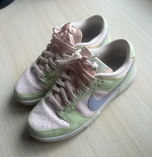 Nike Dunk Low Women’s thumbnail 1