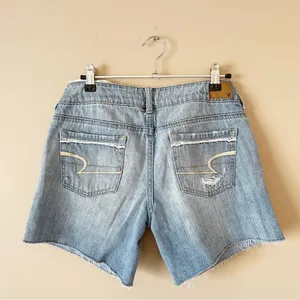 AMERICAN EAGLE | Denim Lace Trim Denim Shorts Sz 4 thumbnail 7