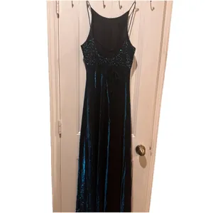 BLONDIE and ME EVENING, Size 7/8, Teal, Sparkle/Lined w/Sequins. Made In USA thumbnail 4