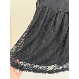 Torrid Lace Peplum Top – V‑Neck – Long Sleeve Sz1X(14-16)NWOT thumbnail 6