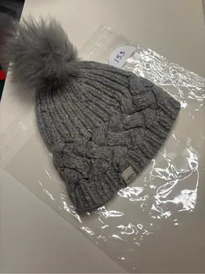 UGG Australia Women's Gray Cable Knit Beanie Hat Faux Fur Pom-Pom Wool Blend thumbnail 4