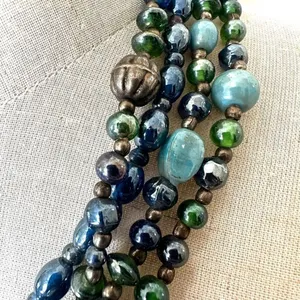 Blue green silver tone multi strand vintage necklace thumbnail 9