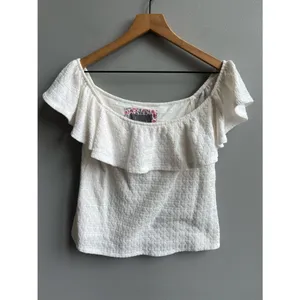 Anthropologie Textured Off The Shoulder Ruffle Top Size Small White thumbnail 5