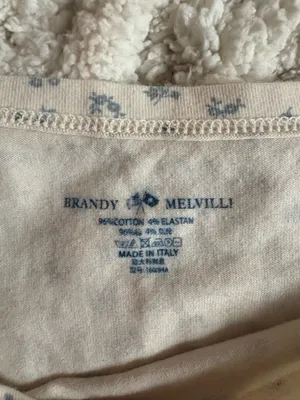 Brandy Melville Top thumbnail 3