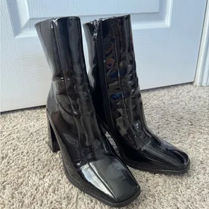 Nasty Gal Going Out Glossy Black Heeled Boots thumbnail 2