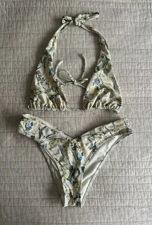 Abercrombie & Fitch Cream Floral Bikini thumbnail 1