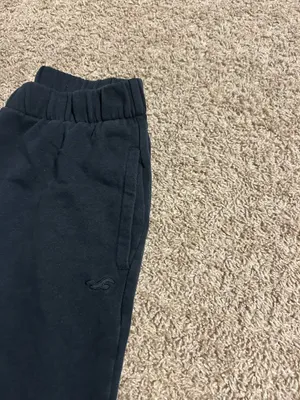 Hollister Sweatpants thumbnail 2