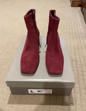 Franco SartoWomen's Burgundy Suede Square-Toe Ankle Boots thumbnail 1