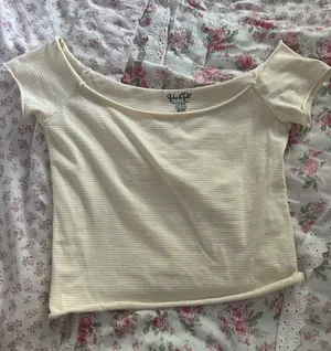 John Galt Yellow Off-The-Shoulder Top thumbnail 1
