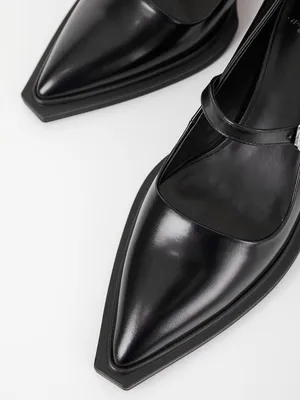 Vagabond Black Pointed Mary Jane Block Heel Pumps thumbnail 2