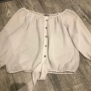 Urvana Plain Solid White Kind of Crop Top Ties in front on‎ bottom 3/4 Sleeves thumbnail 3