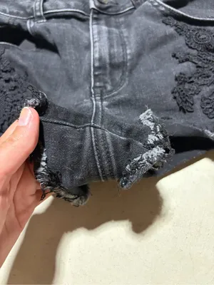 American Eagle hi-rise shortie Black Lace-Applique Denim Shorts 8 thumbnail 6