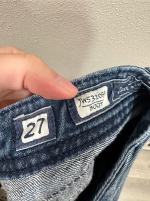 Miss Me Bootcut 27x31 thumbnail 8
