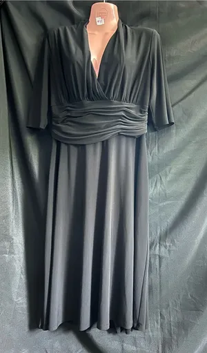 Jones New York Black V-Neck Draped Waist Women's Dress SZ 14 thumbnail 1