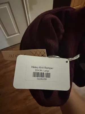 Heavy knit romper Size L thumbnail 3
