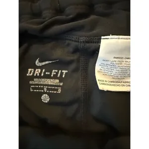 Nike black and white athletic skort size large thumbnail 4