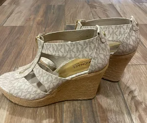 Michael Kors Heels thumbnail 2