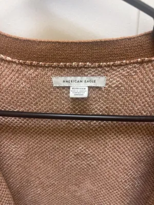 American Eagle Outfitters thumbnail 2